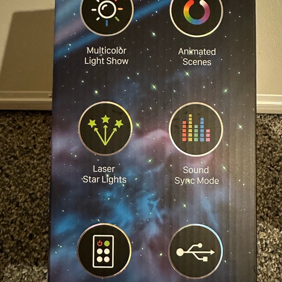 NWT: astronaut galaxy light - Picture 5 of 6